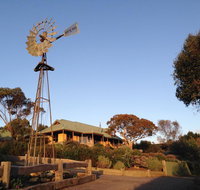 Daysy Hill Country Cottages - Port Augusta Accommodation