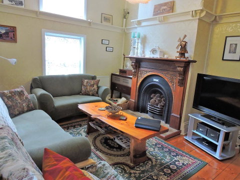 Delightful Cottage - Port Augusta Accommodation 3