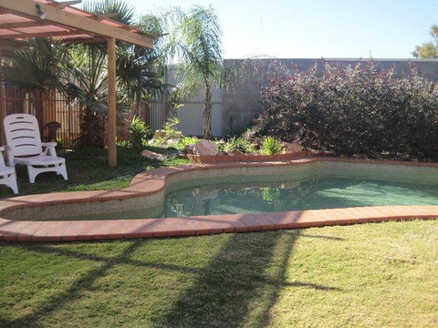 Desert Rose Inn Alice Springs - Port Augusta Accommodation 2