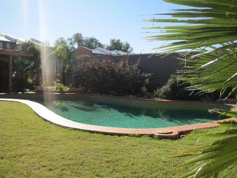 Desert Rose Inn Alice Springs - Port Augusta Accommodation 1