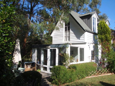Devon Cottage - Port Augusta Accommodation 0