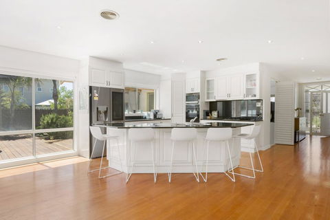 DIAMOND BAY RETREAT - SORRENTO - Port Augusta Accommodation 1