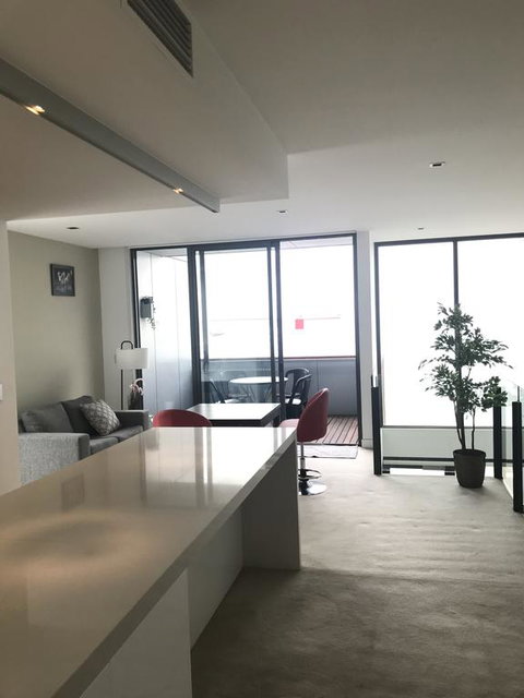 Docklands Luxury Penthouse Right Above The District Docklands - Port Augusta Accommodation 1