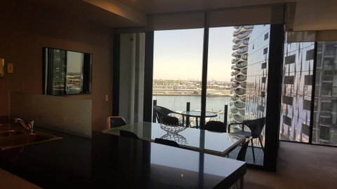 Docklands Style Apartment With 2 Bedroom 1008N - Port Augusta Accommodation 1