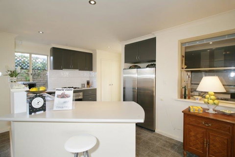 Dolphin 3 Bedroom House By Shoalwater Executive Homes - Port Augusta Accommodation 1