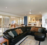 Dolphin 3 Bedroom House by Shoalwater Executive Homes - Port Augusta Accommodation