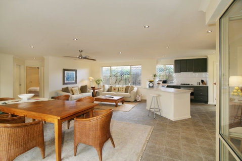 Dolphin 3 Bedroom House By Shoalwater Executive Homes - Port Augusta Accommodation 3