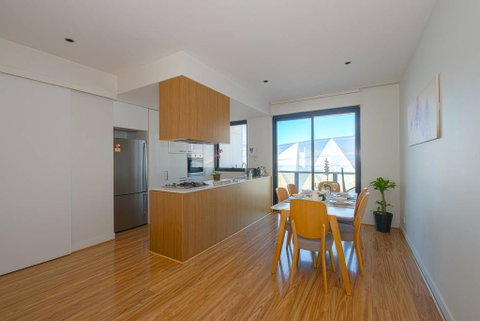 Double Storey Harbortown Townhouse - Port Augusta Accommodation 2