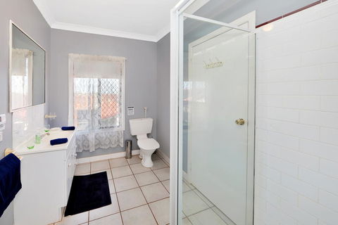Dunelm House - Port Augusta Accommodation 1