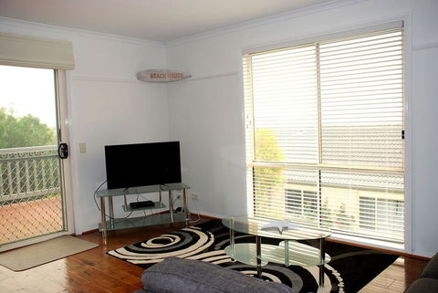 EAGLES NEST VIEWS ON TAMARA - Port Augusta Accommodation 2
