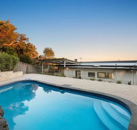 Ellerina Sea Vista Luxury Family Retreat with sauna pool amazing water views walk to beach - Port Augusta Accommodation