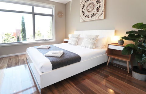EROS City Fringe - Wifi, Wine, Netflix, Pets OK And Park Views! - Port Augusta Accommodation 0