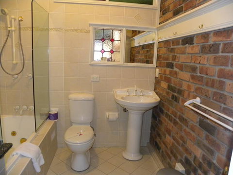 Ettalong Beach Tourist Resort - Port Augusta Accommodation 1