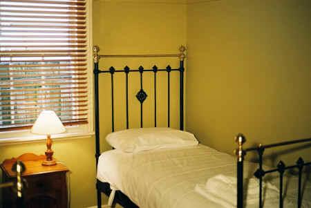 Eyre House - Port Augusta Accommodation 0