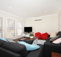 Fairways - 10 Mins to Hyams Beach - Port Augusta Accommodation