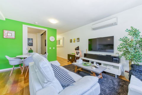Fitzroy Lifestyle 1 Bed With Pool, Spa, Sauna & Gym - Port Augusta Accommodation 0