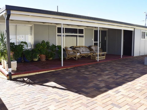 Fossickers Cottages - Port Augusta Accommodation 2