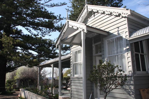 Foxglove Gardens - Port Augusta Accommodation 0