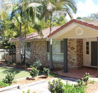 FRANGIPANI BEACH HOUSE - PET FRIENDLY 22 Belbourie Cres Boomerang Beach - Port Augusta Accommodation