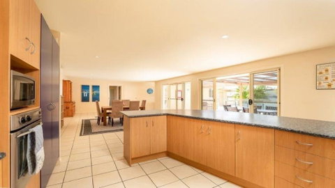 Frangipani Hideaway - Port Augusta Accommodation 1
