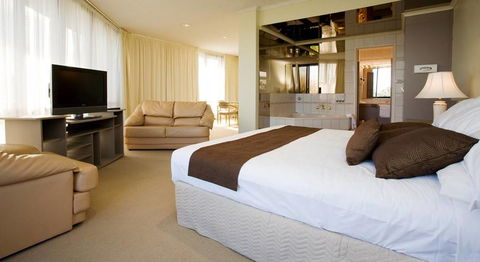 Frankston International - Port Augusta Accommodation 1