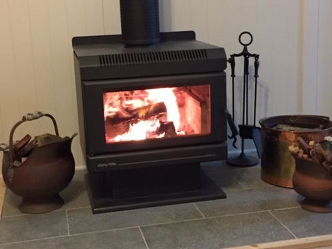 FROGGIES HOLIDAY HOUSE - Port Augusta Accommodation 2