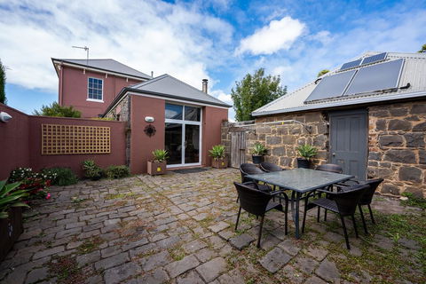 Georgia - Port Augusta Accommodation 1