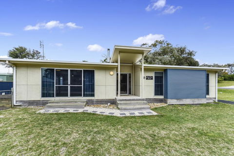 Glen River House - Port Augusta Accommodation 0