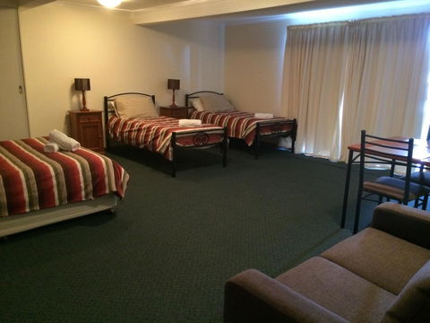 Glengarry 1 - Port Augusta Accommodation 1
