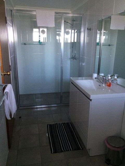 Glengarry 1 - Port Augusta Accommodation 3