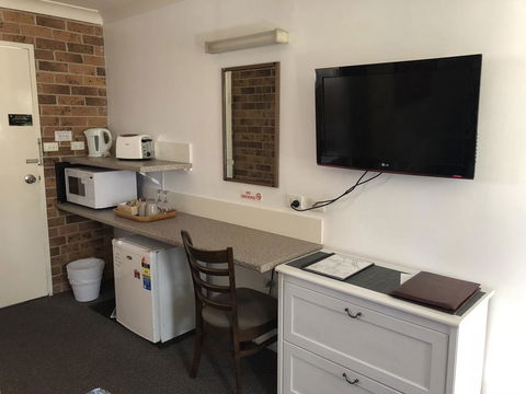 Golden Grain Motor Inn - Port Augusta Accommodation 3