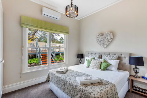 Grandview Accommodation - The Flaxley Apartments - Port Augusta Accommodation 2