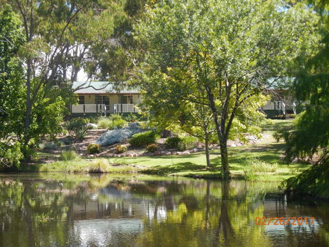 Granite Gardens Cottages & Lake Retreat - Port Augusta Accommodation 0