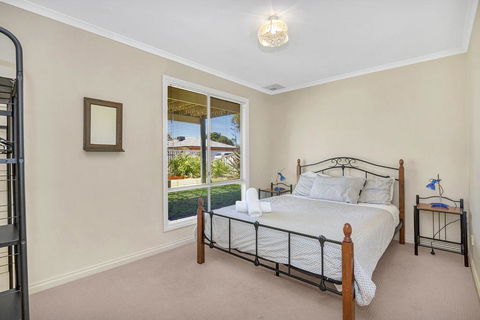 Green Reef Beach House - Port Augusta Accommodation 1