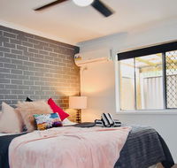 Grey Brick Apartment - Port Augusta Accommodation
