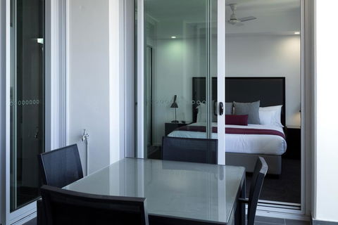H On Mitchell Apartment Hotel - Port Augusta Accommodation 1