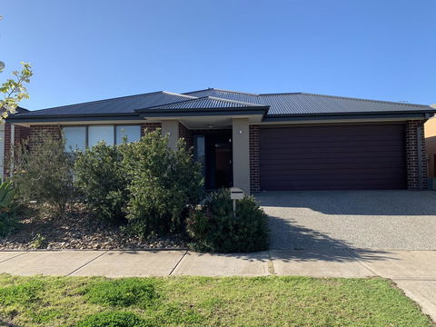 Happy Hours Guaranteed - Port Augusta Accommodation 0