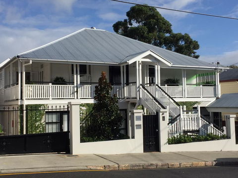 Heal House - Port Augusta Accommodation 0