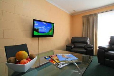Heemskirk Motor Hotel - Port Augusta Accommodation 3