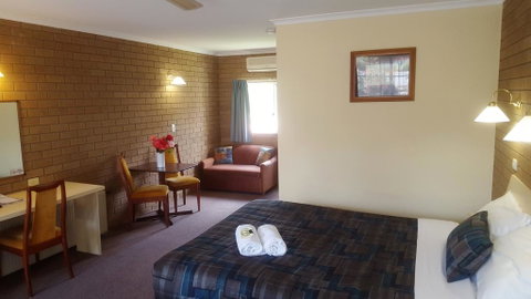 Hepburn Springs Motor Inn - Port Augusta Accommodation 1