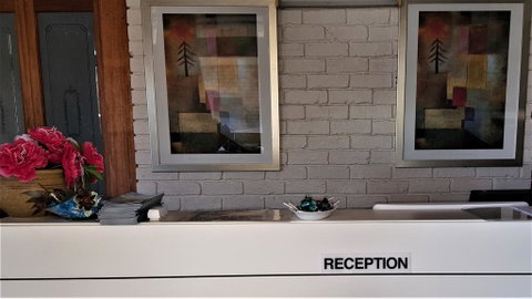 Hibiscus Lakeside Motel - Port Augusta Accommodation 1