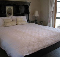 Hill Top Country Guest House - Port Augusta Accommodation