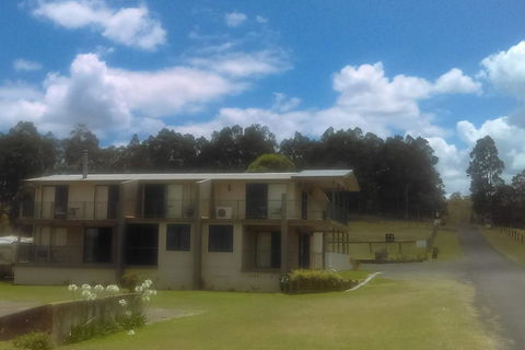 Hill Top Villas - Port Augusta Accommodation 1