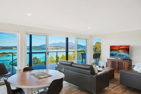 Hillcrest Views Of Wagonga - Port Augusta Accommodation 1