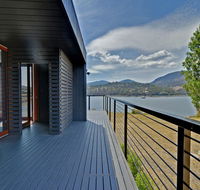 Hobart Waterfront Luxury Retreat - Port Augusta Accommodation