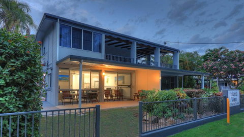 Island View Unit 2 / 40 Marine Parade - Port Augusta Accommodation 1