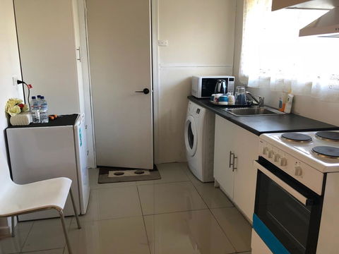 JJJGM PLACE @ ALEX HILLS - Port Augusta Accommodation 2