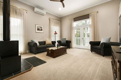 Kerami Manor & Day Spa - Port Augusta Accommodation 2
