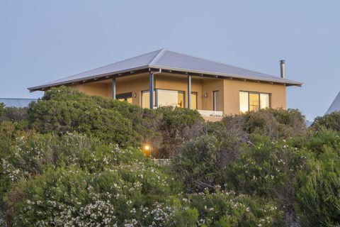 Kilifi Beach House - Port Augusta Accommodation 0