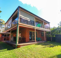 Kingfisher LakeHouse - Port Augusta Accommodation